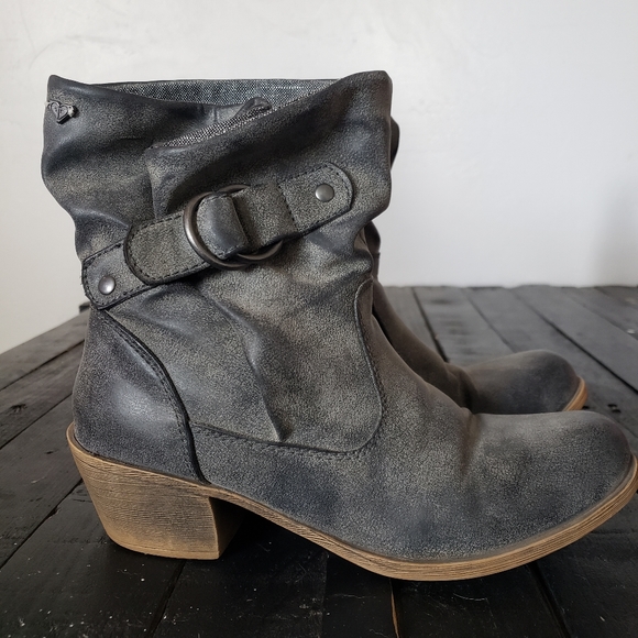 roxy boots grey
